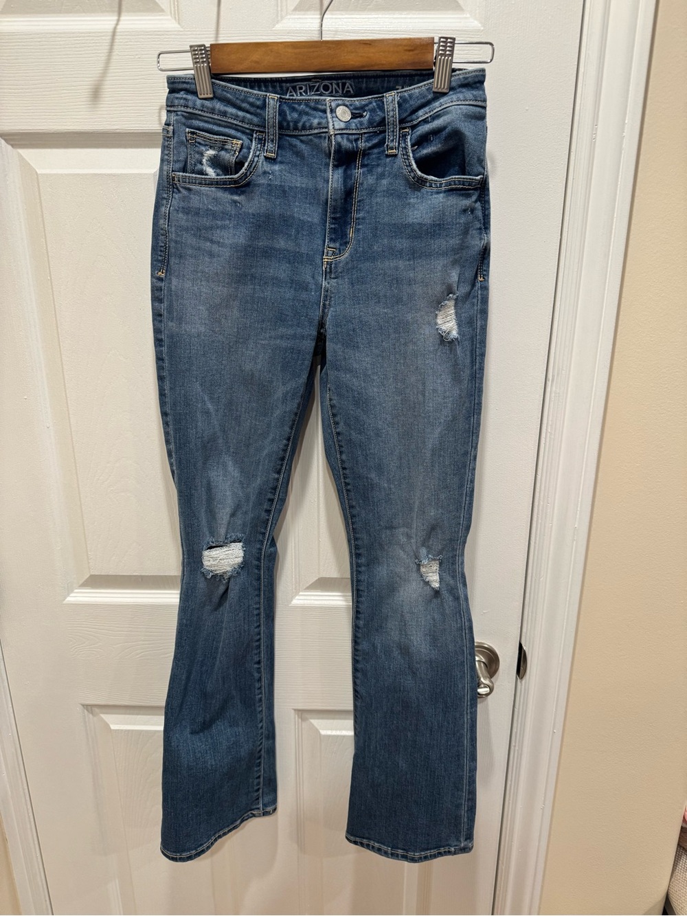 Arizona Jean Company Women's Distressed Hi Rise Bootcut Jeans